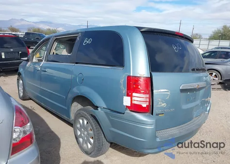 2009 Chrysler Town & Country Lx из США, поврежденный, VIN 2A8HR44E39R570110